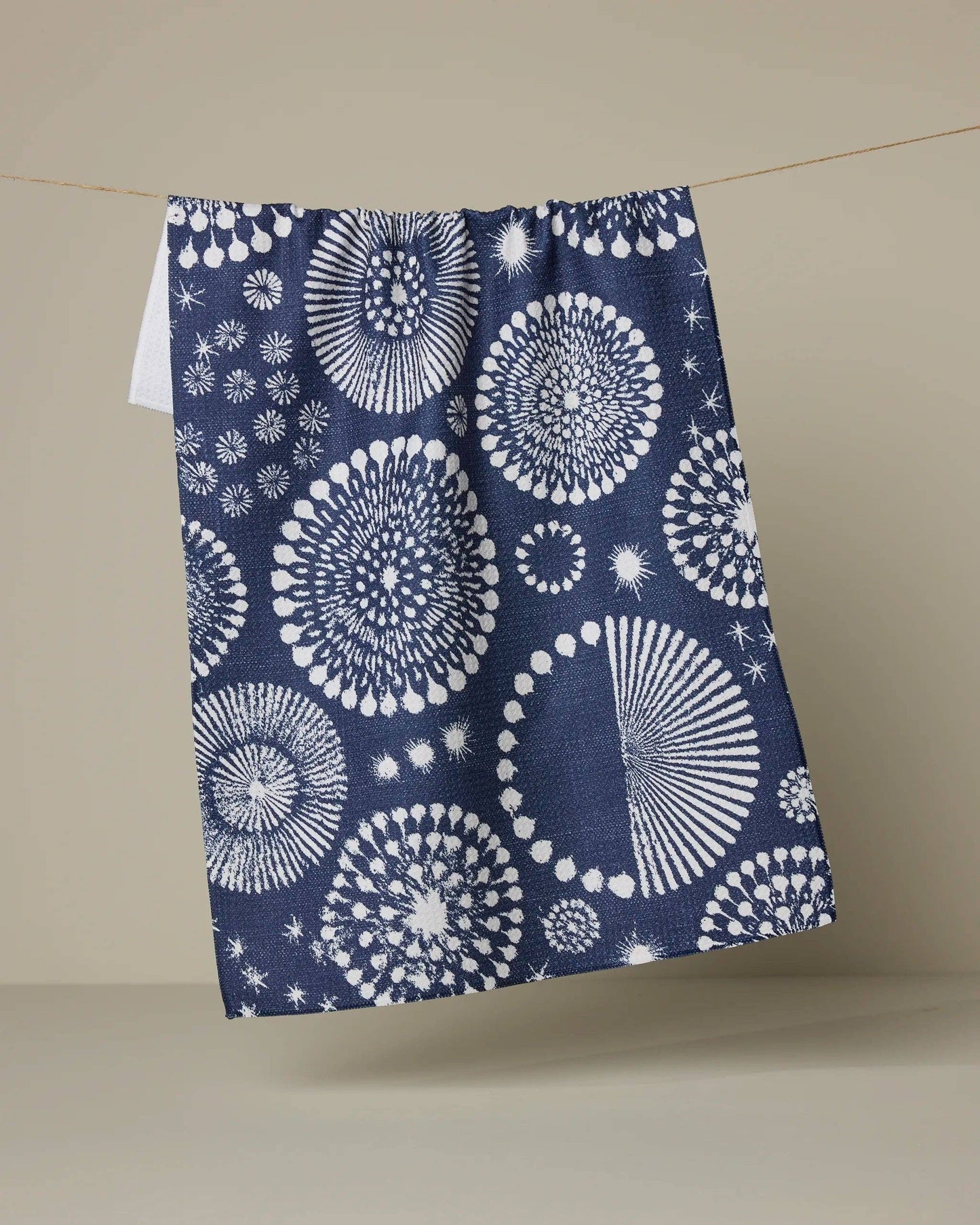 Freedom Sparks Tea Towel: Multicolor
