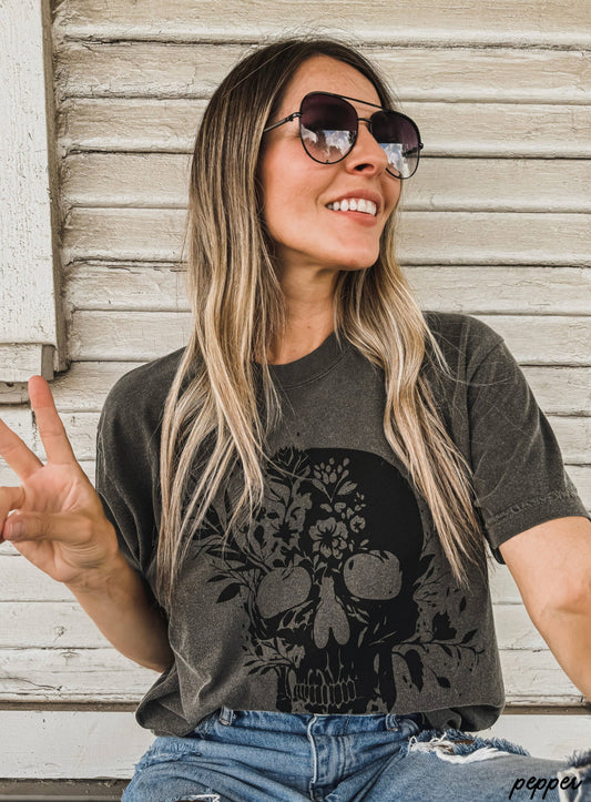 Floral Skull Tee Pepper